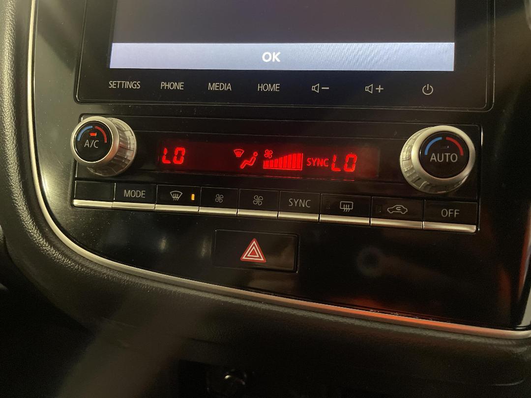 Photo '31' of Mitsubishi Outlander Photo '31' of Mitsubishi Outlander