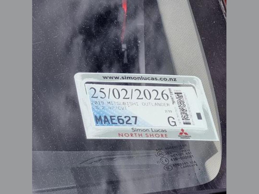 Photo '9' of Mitsubishi Outlander LS