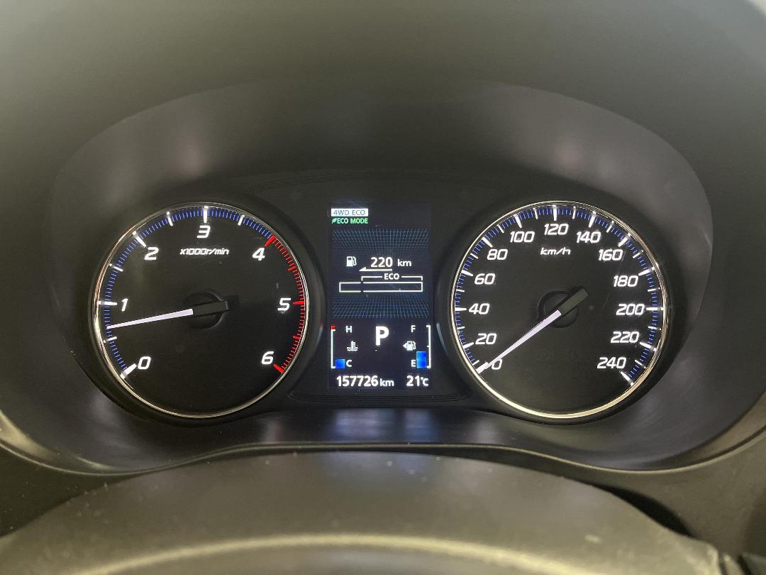 Photo '21' of Mitsubishi Outlander