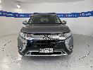 Thumbnail '2' of Mitsubishi Outlander