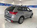 Thumbnail '7' of Mitsubishi Outlander