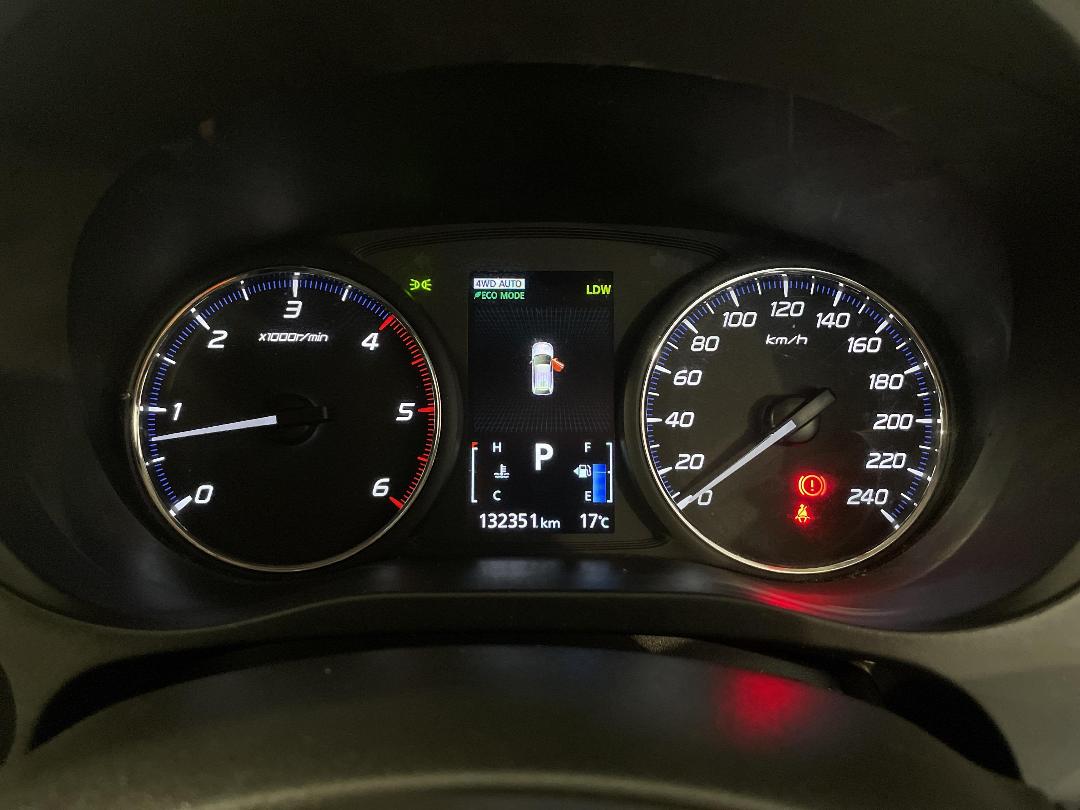 Photo '21' of Mitsubishi Outlander