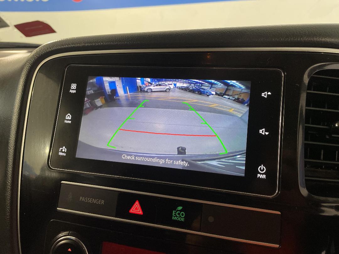 Photo '30' of Mitsubishi Outlander