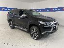 Thumbnail '1' of Mitsubishi Pajero Sport