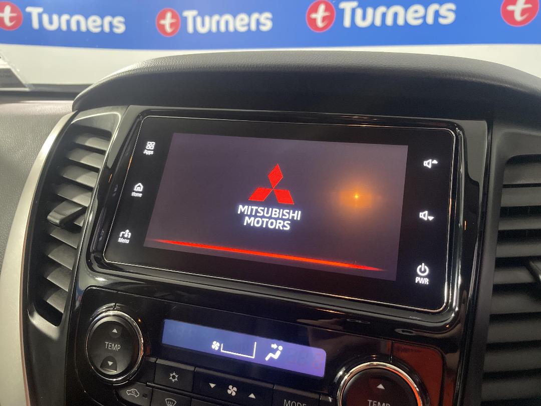 Photo '29' of Mitsubishi Pajero Sport Photo '29' of Mitsubishi Pajero Sport