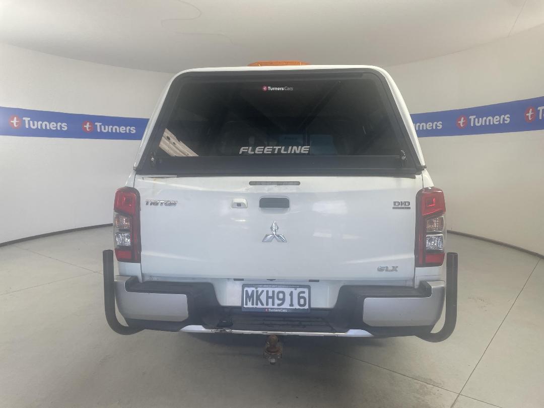 Photo '6' of Mitsubishi Triton Photo '6' of Mitsubishi Triton