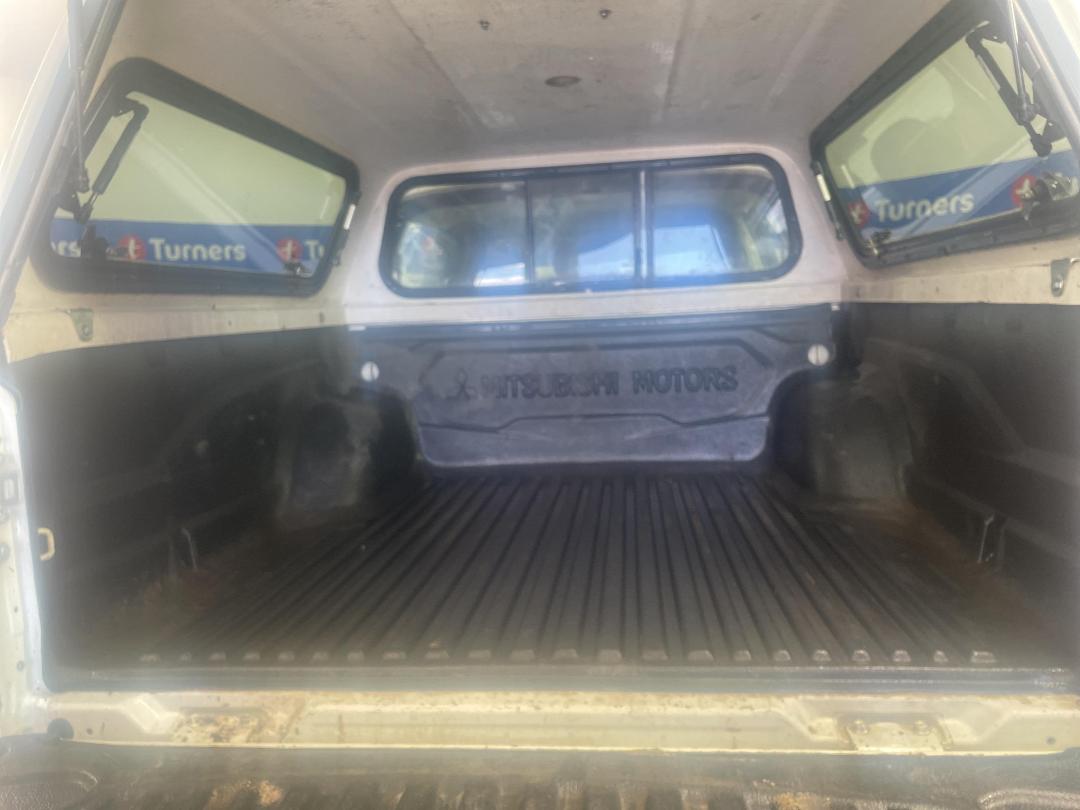 Photo '14' of Mitsubishi Triton Photo '14' of Mitsubishi Triton