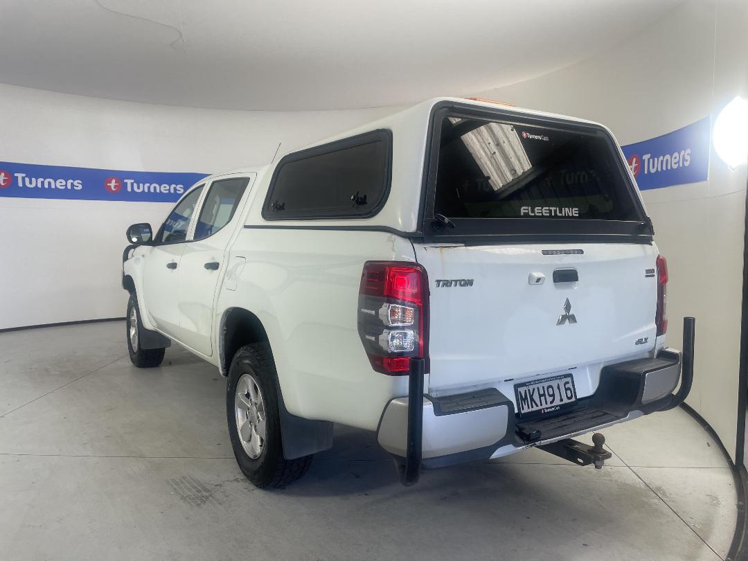 Photo '5' of Mitsubishi Triton Photo '5' of Mitsubishi Triton