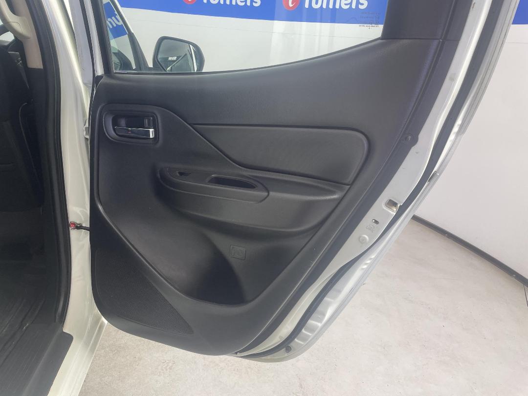 Photo '19' of Mitsubishi Triton Photo '19' of Mitsubishi Triton