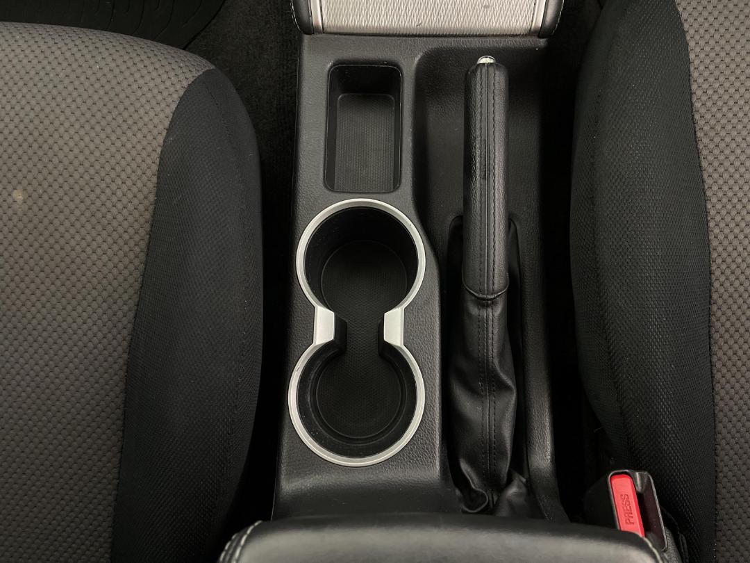 Photo '23' of Mitsubishi Triton