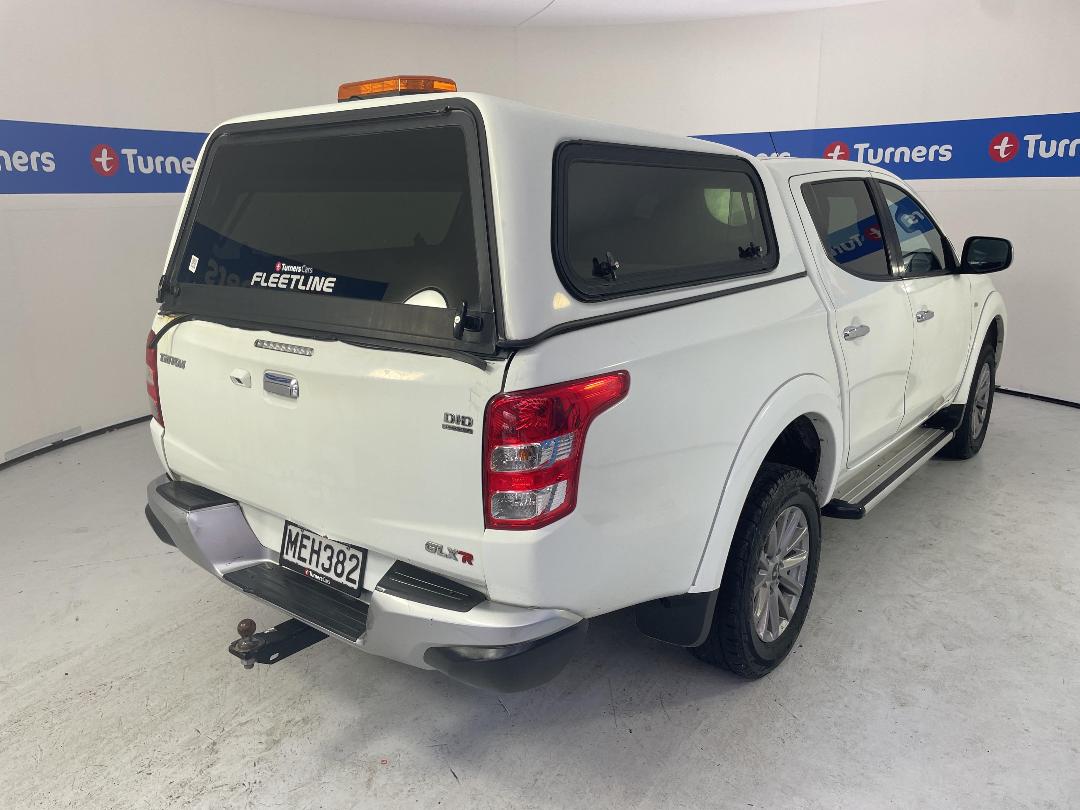 Photo '7' of Mitsubishi Triton