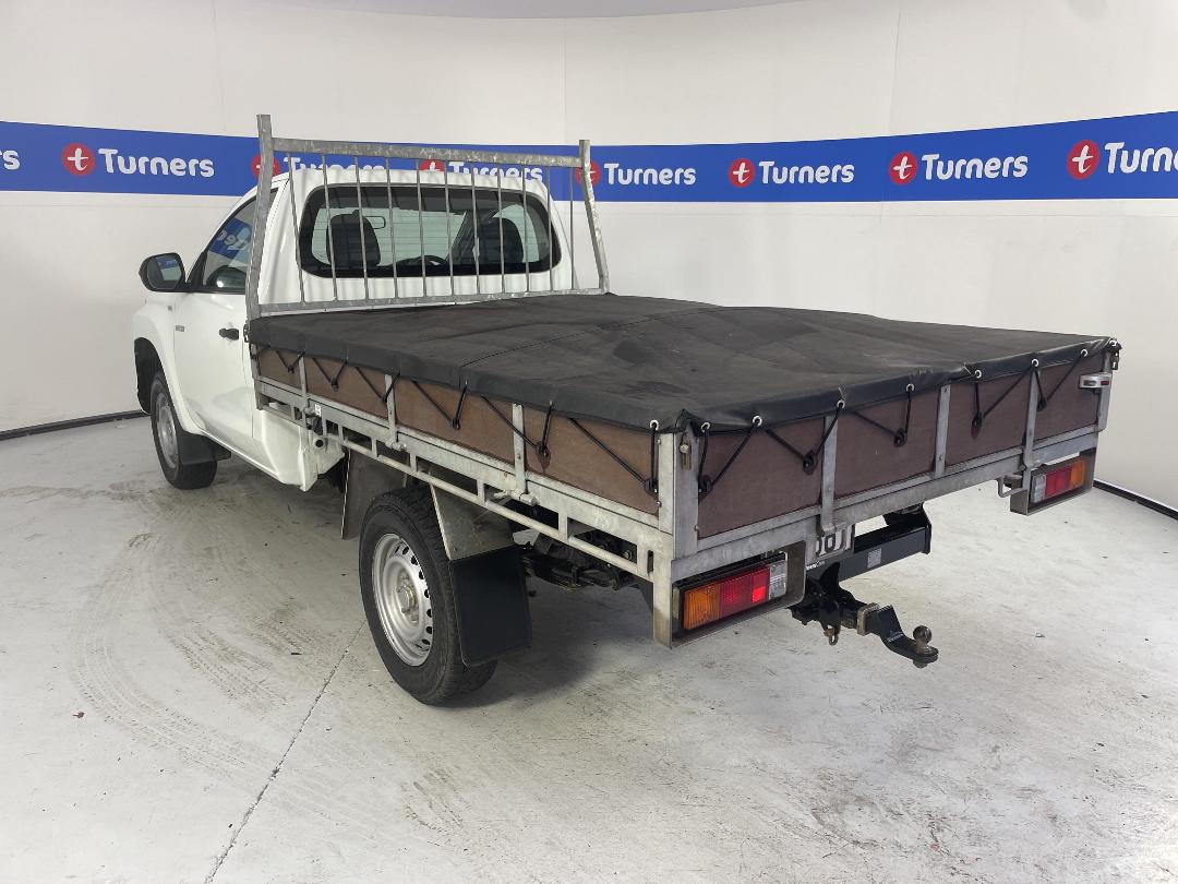 Photo '5' of Mitsubishi Triton