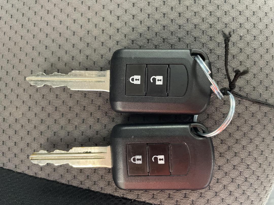 Photo '22' of Mitsubishi Triton