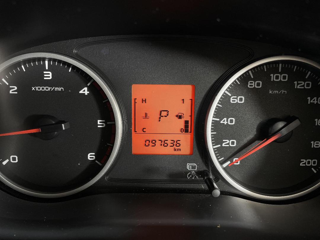 Photo '21' of Mitsubishi Triton