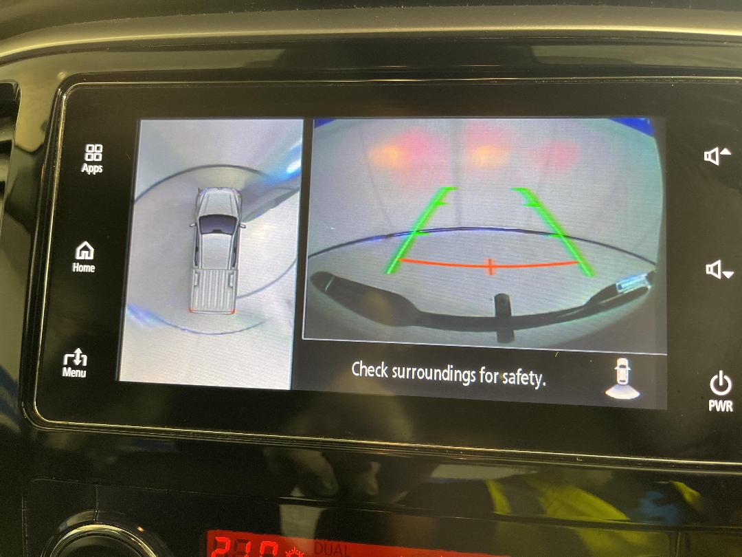 Photo '25' of Mitsubishi Triton