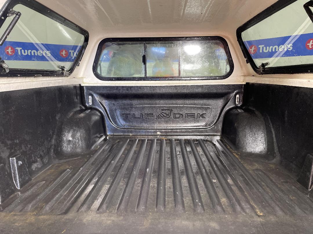 Photo '14' of Mitsubishi Triton