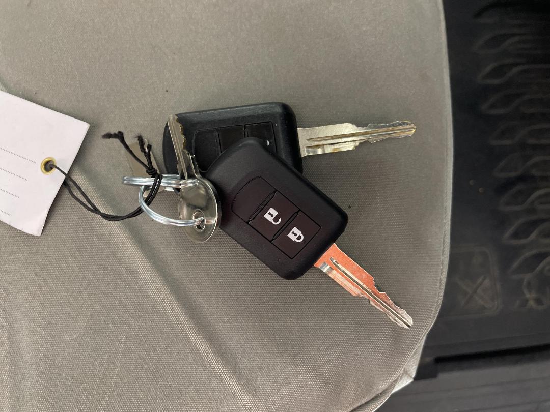 Photo '22' of Mitsubishi Triton