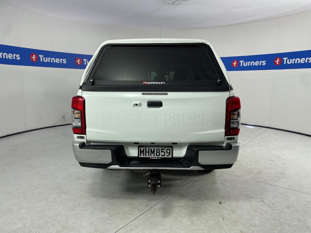 Photo '6' of Mitsubishi Triton