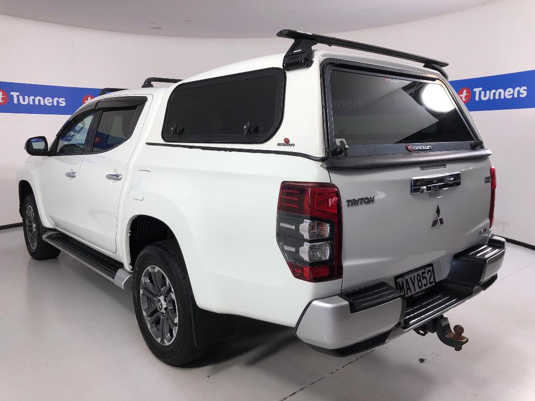 Photo '5' of Mitsubishi Triton