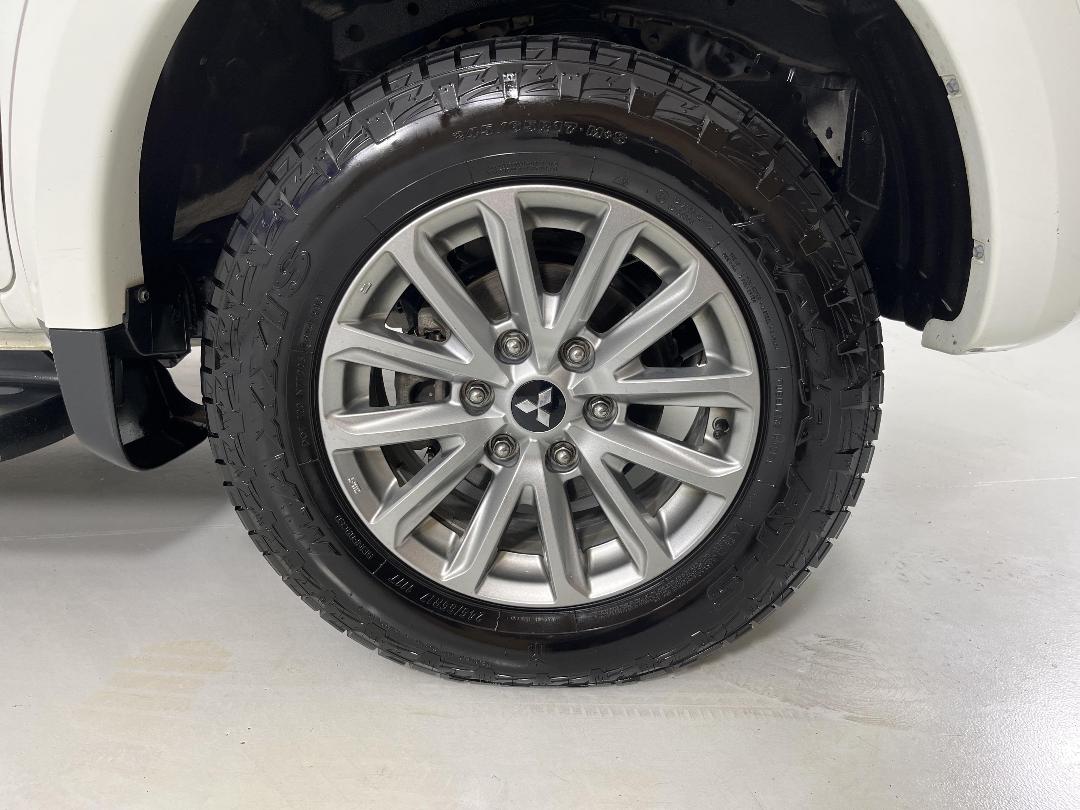 Photo '9' of Mitsubishi Triton Photo '9' of Mitsubishi Triton