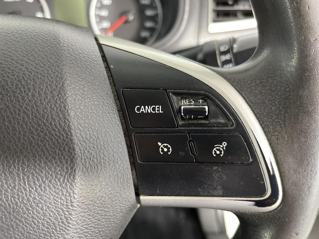 Photo '24' of Mitsubishi Triton Photo '24' of Mitsubishi Triton