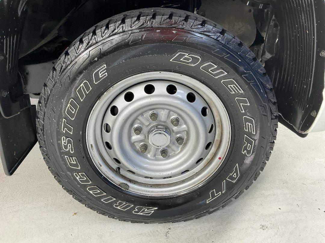 Photo '9' of Mitsubishi Triton