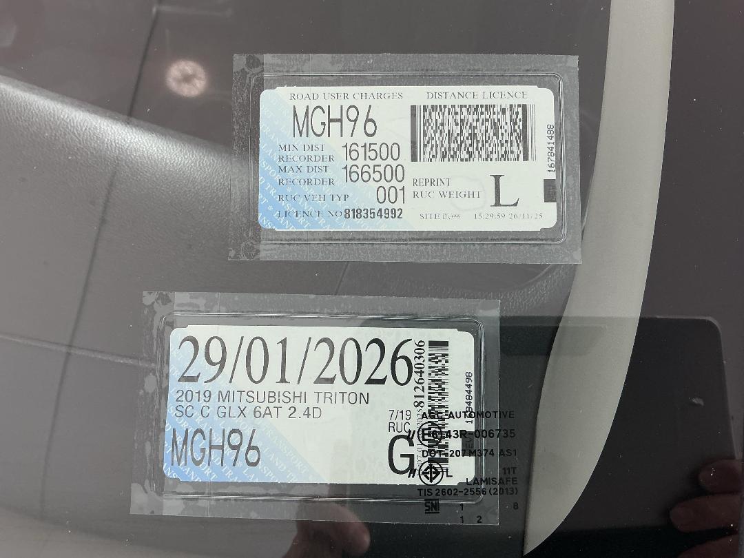 Photo '25' of Mitsubishi Triton