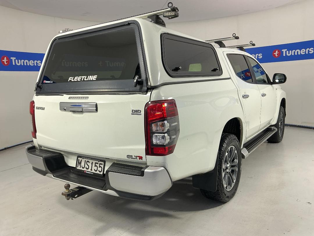 Photo '7' of Mitsubishi Triton