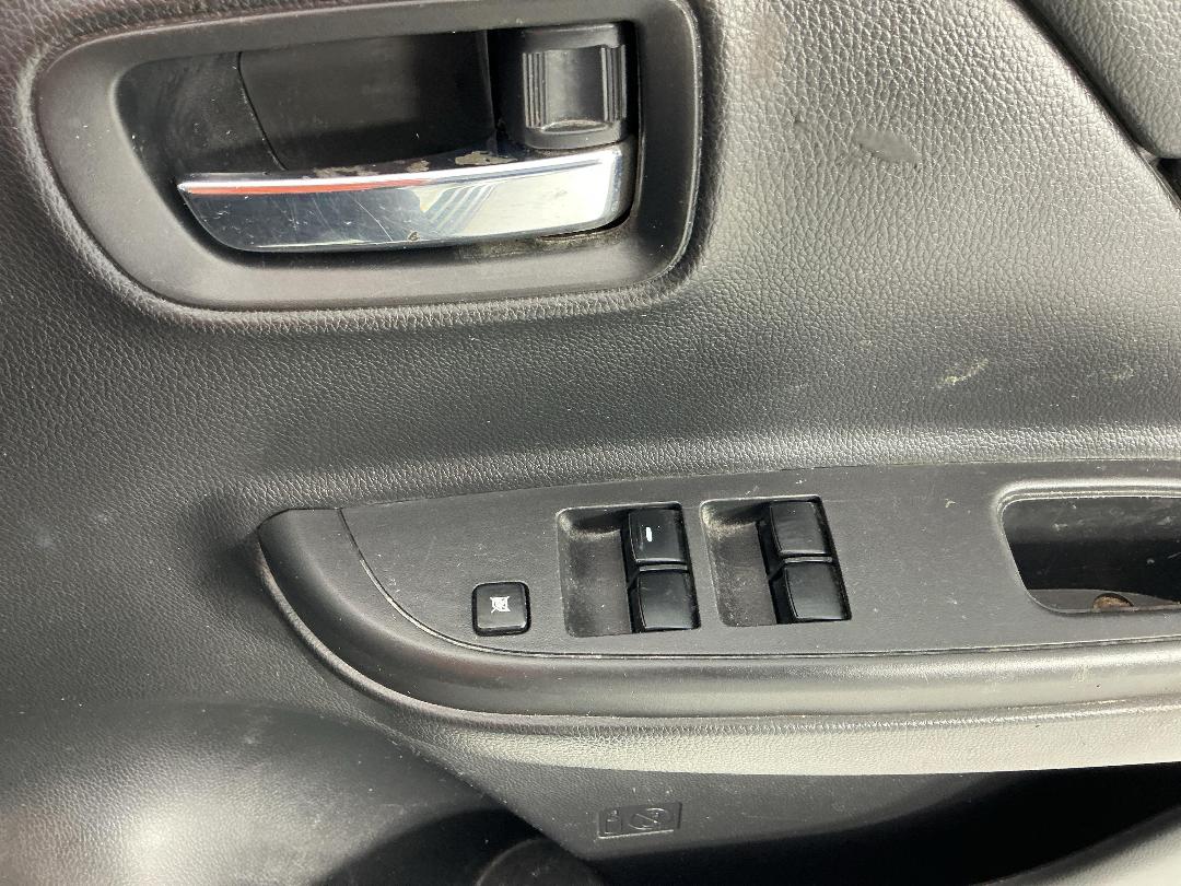 Photo '26' of Mitsubishi Triton