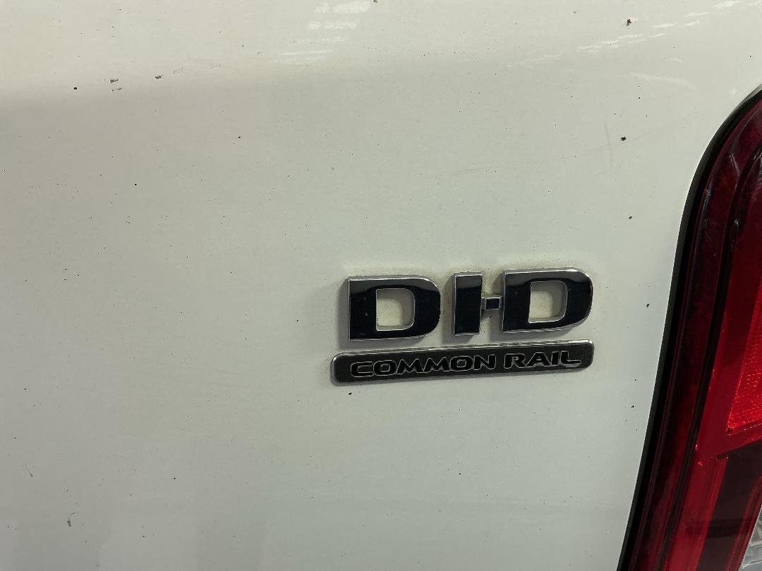 Photo '30' of Mitsubishi Triton