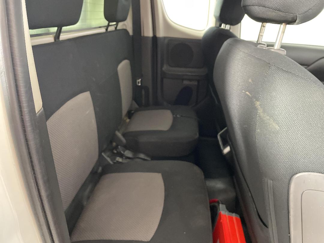 Photo '20' of Mitsubishi Triton