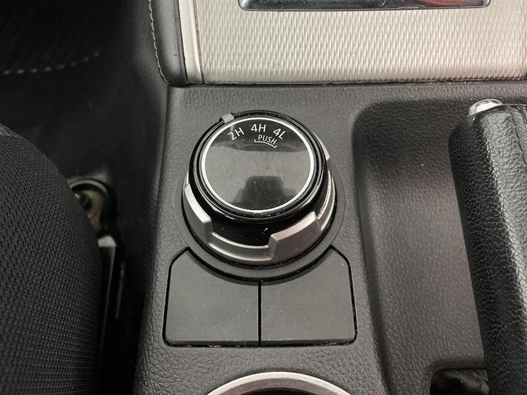 Photo '26' of Mitsubishi Triton