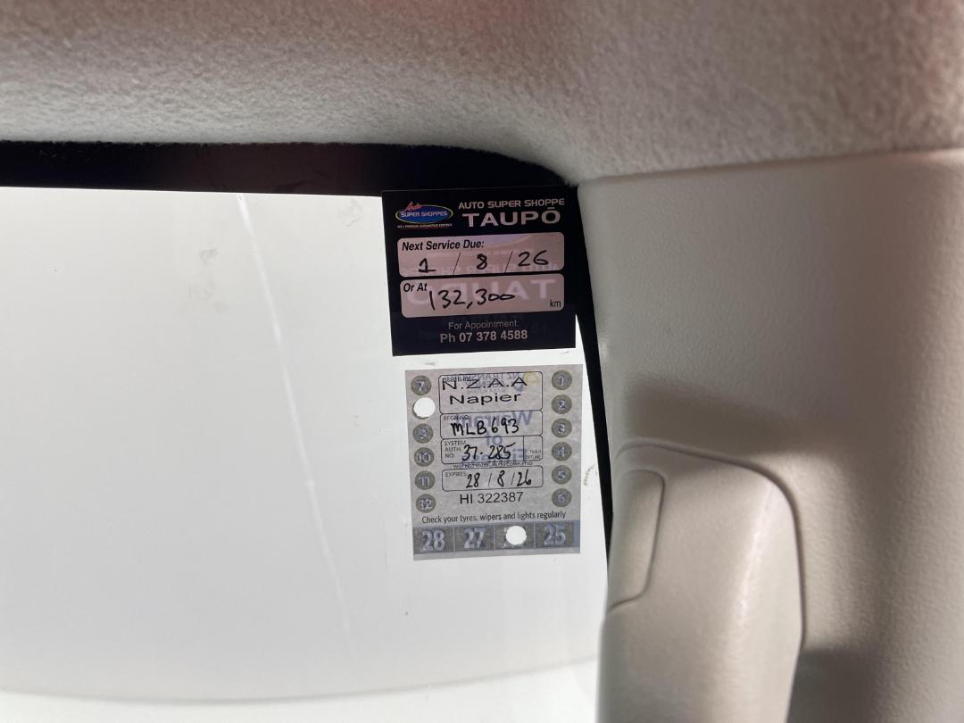 Photo '25' of Mitsubishi Triton