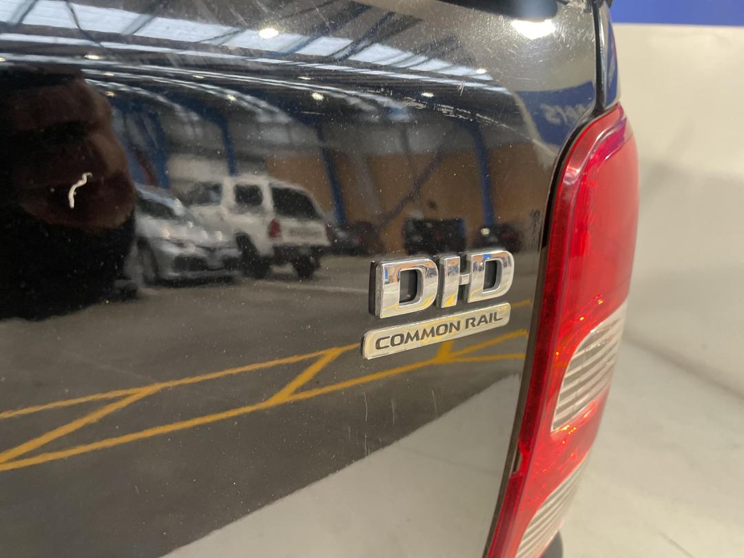 Photo '35' of Mitsubishi Triton