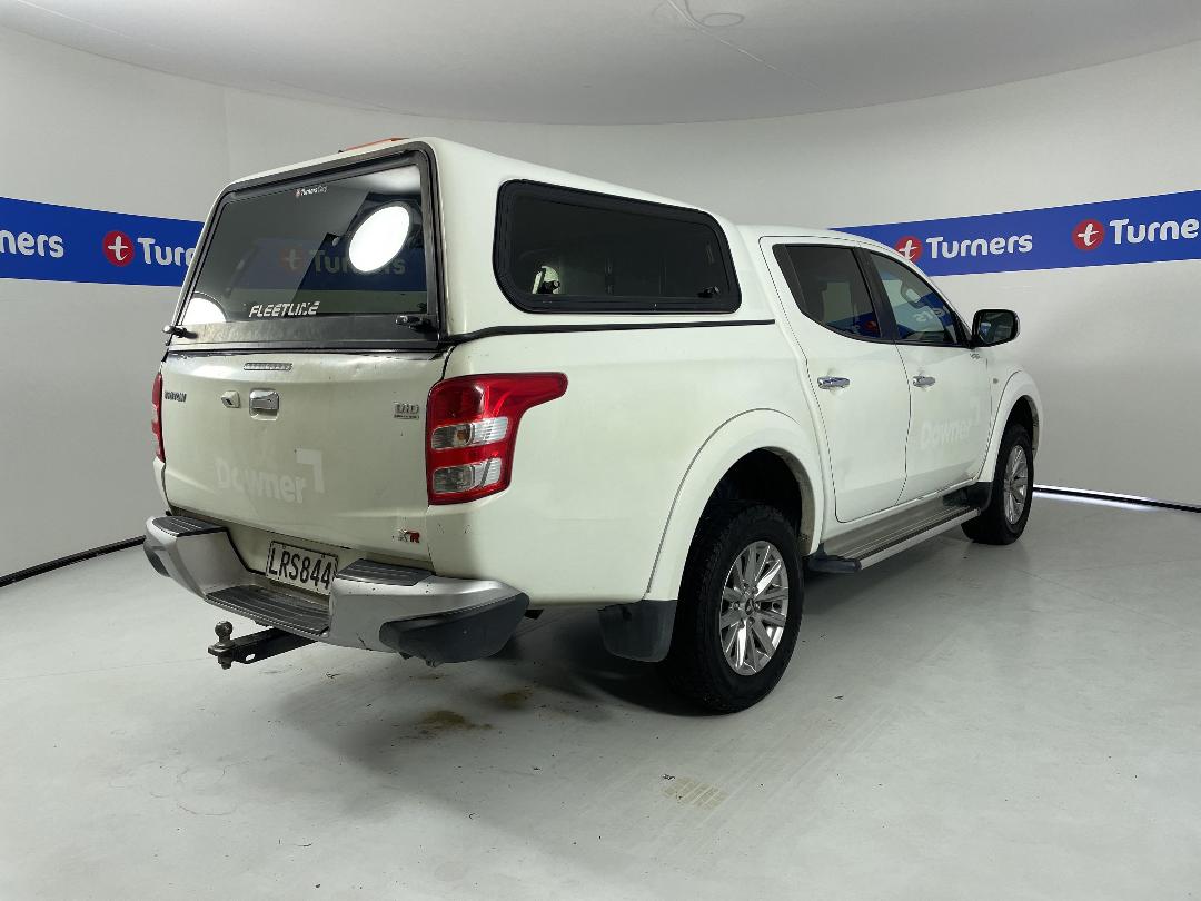 Photo '7' of Mitsubishi Triton