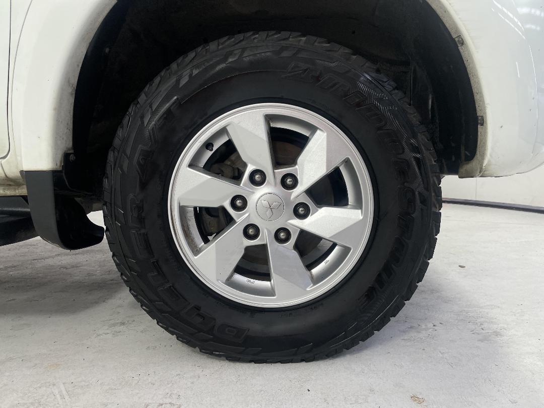 Photo '9' of Mitsubishi Triton Photo '9' of Mitsubishi Triton