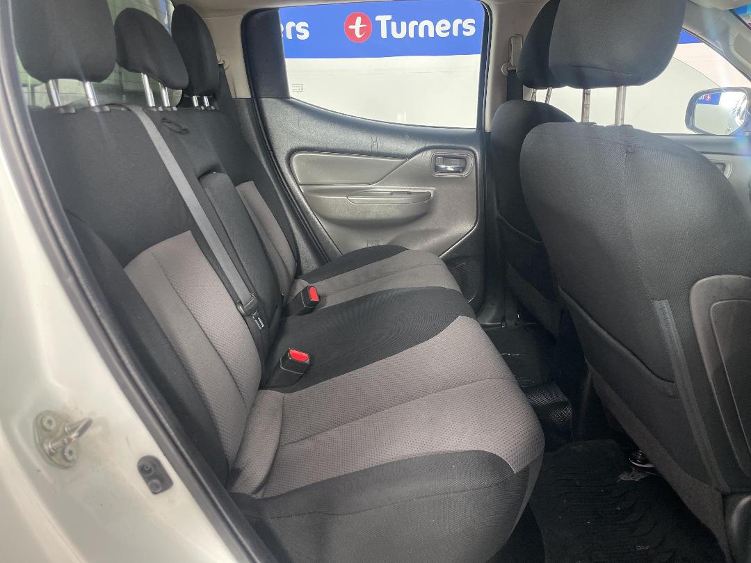 Photo '20' of Mitsubishi Triton Photo '20' of Mitsubishi Triton