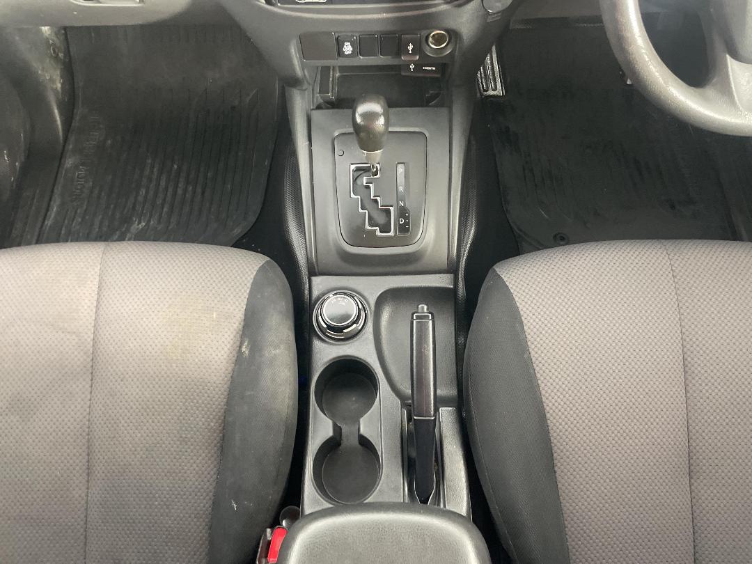 Photo '18' of Mitsubishi Triton Photo '18' of Mitsubishi Triton