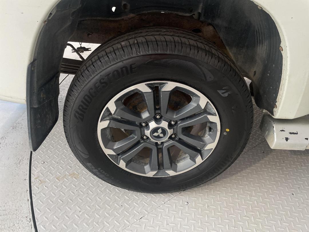 Photo '12' of Mitsubishi Triton Photo '12' of Mitsubishi Triton