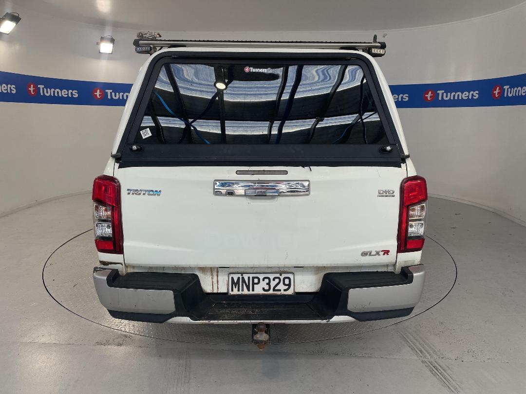 Photo '6' of Mitsubishi Triton Photo '6' of Mitsubishi Triton