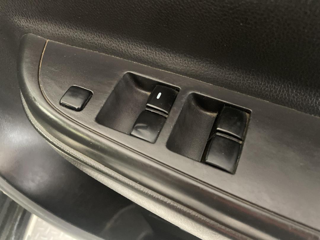 Photo '24' of Mitsubishi Triton Photo '24' of Mitsubishi Triton