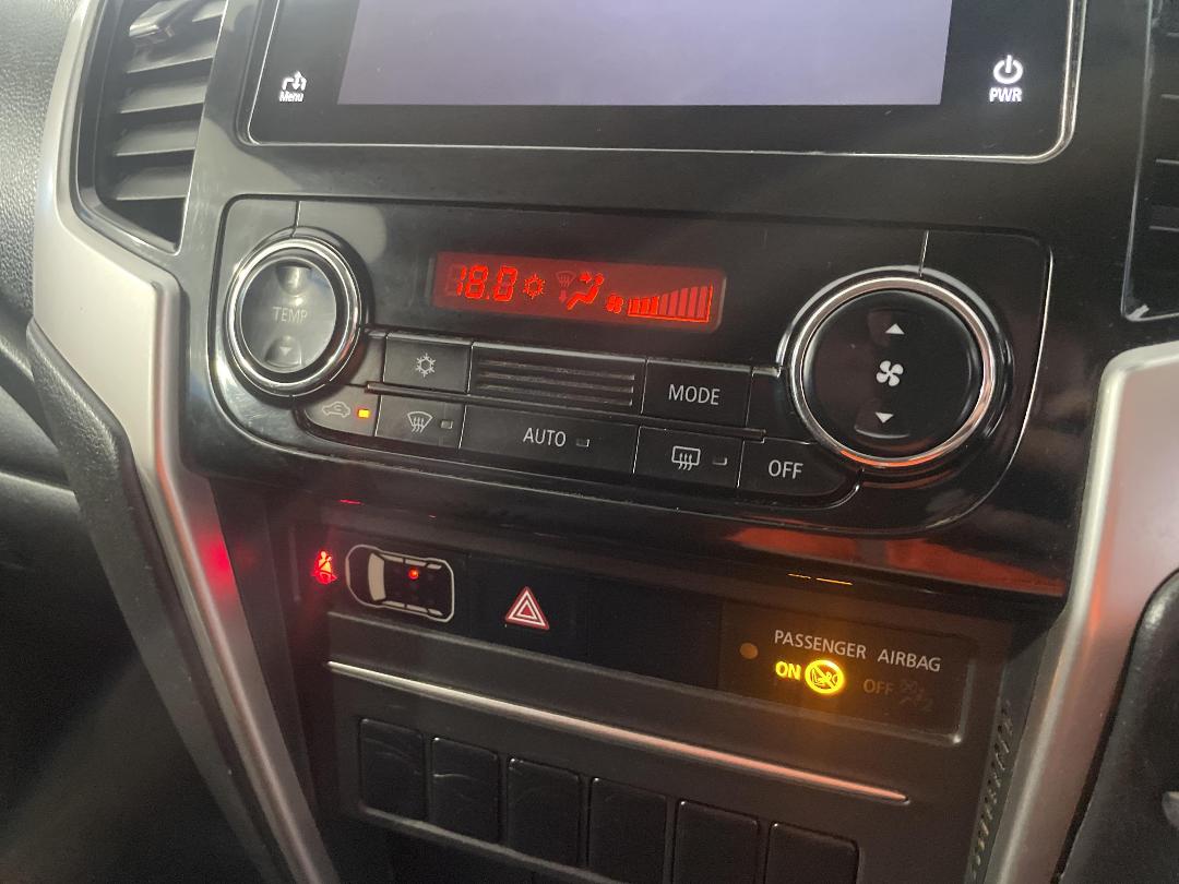 Photo '31' of Mitsubishi Triton Photo '31' of Mitsubishi Triton