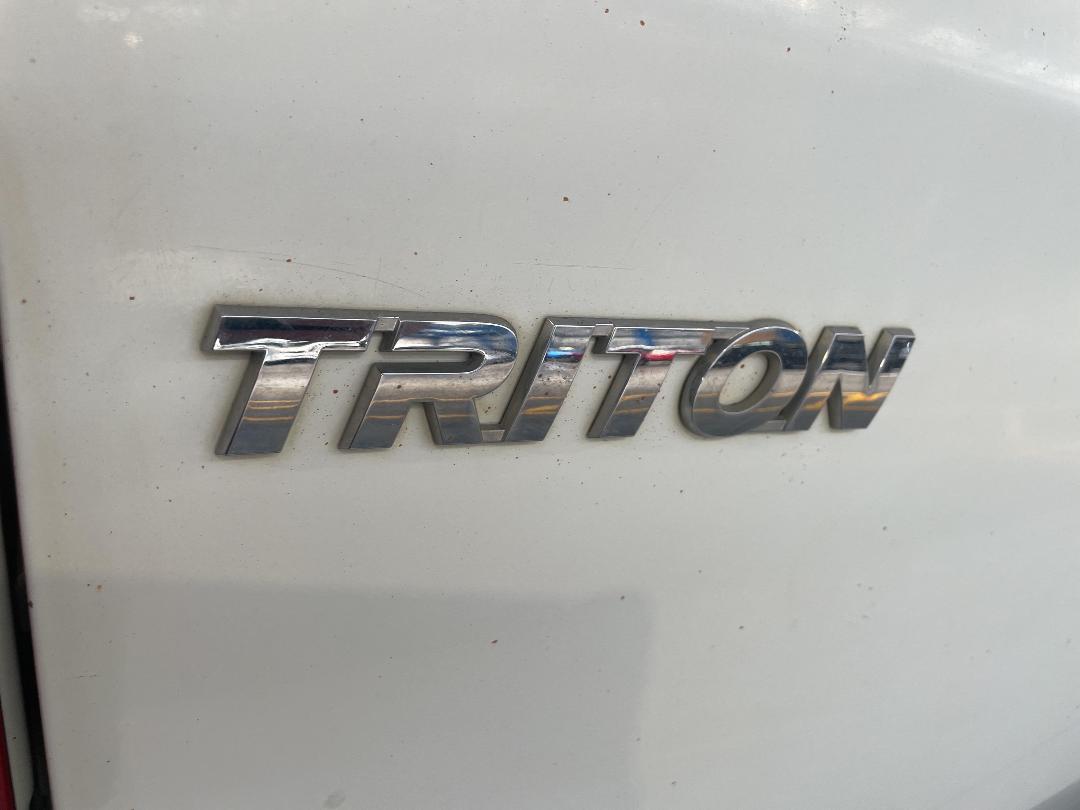 Photo '36' of Mitsubishi Triton Photo '36' of Mitsubishi Triton