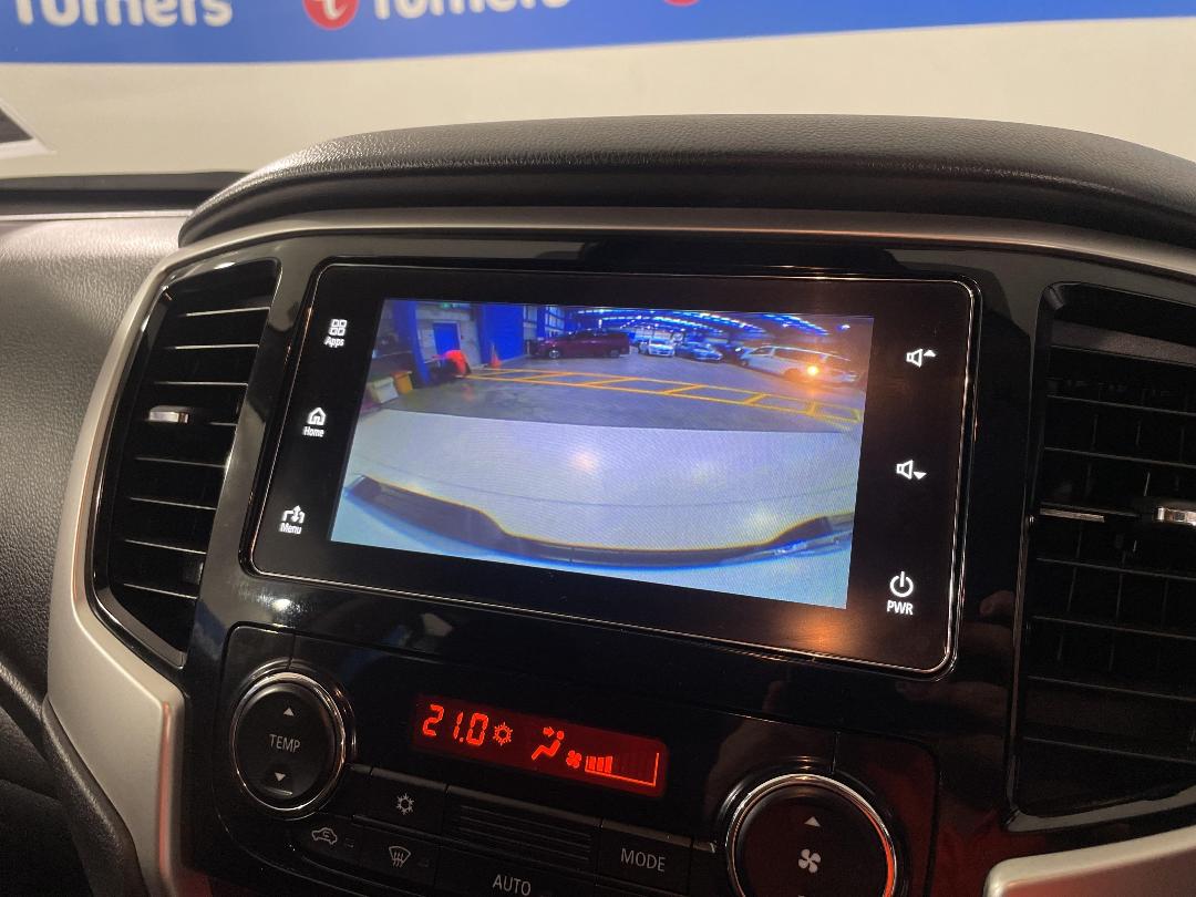 Photo '30' of Mitsubishi Triton Photo '30' of Mitsubishi Triton