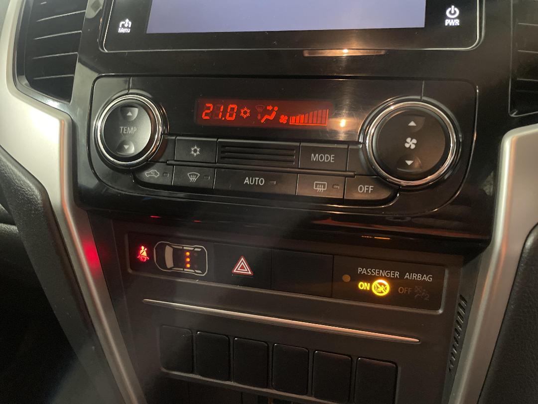 Photo '31' of Mitsubishi Triton Photo '31' of Mitsubishi Triton