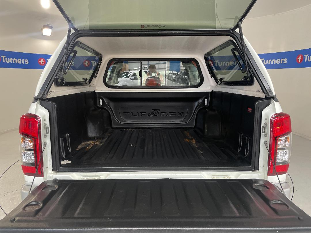 Photo '14' of Mitsubishi Triton