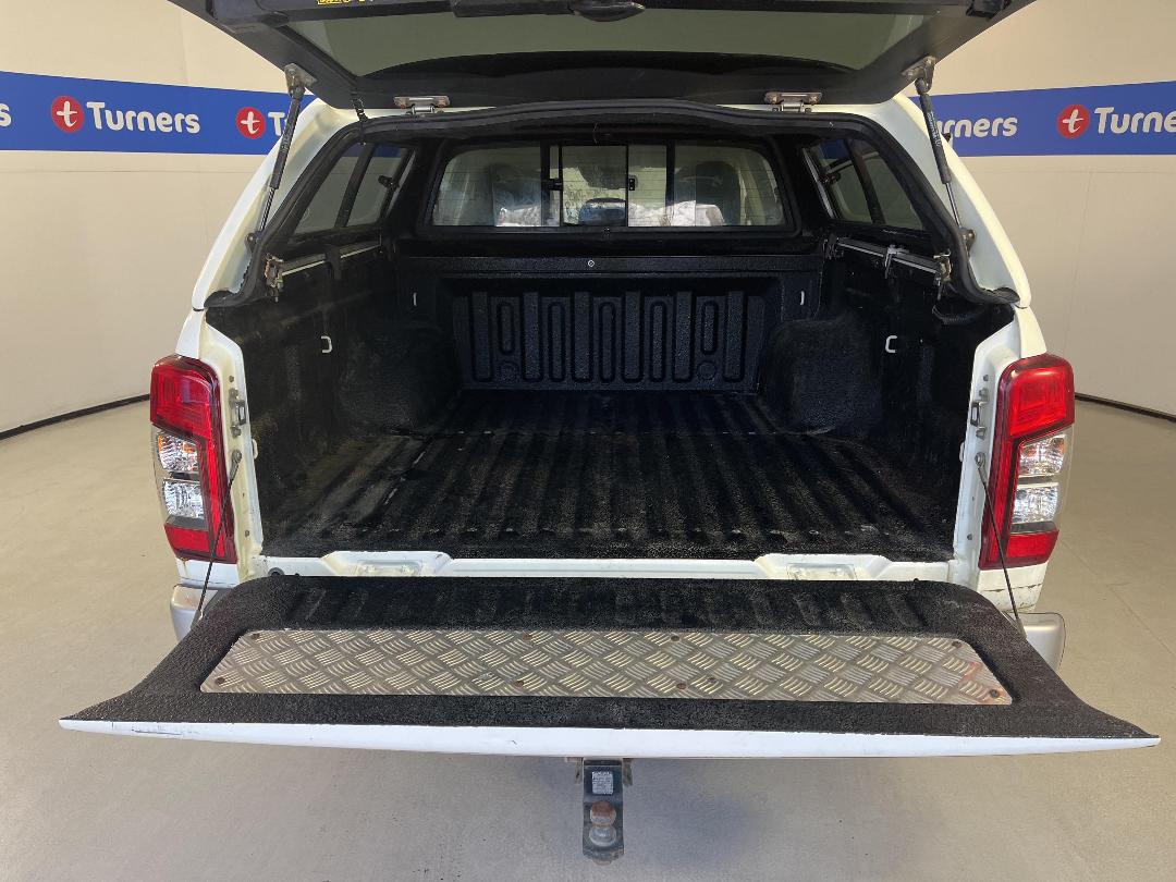 Photo '14' of Mitsubishi Triton