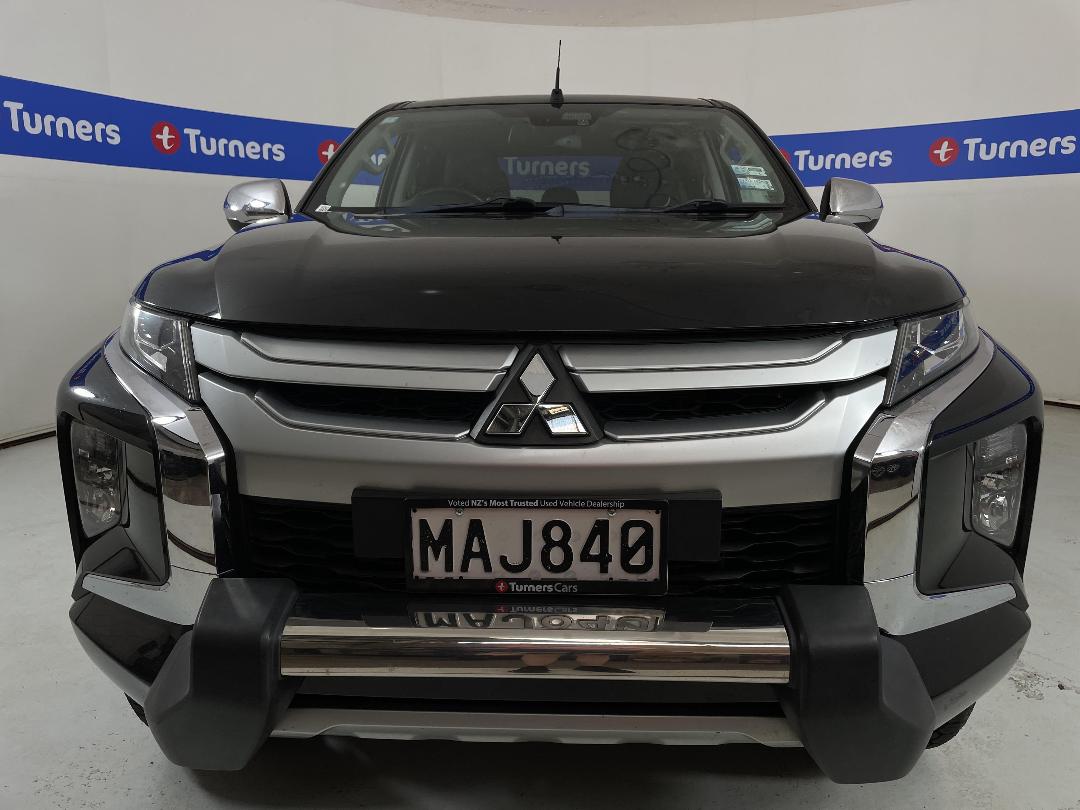 Photo '2' of Mitsubishi Triton Photo '2' of Mitsubishi Triton