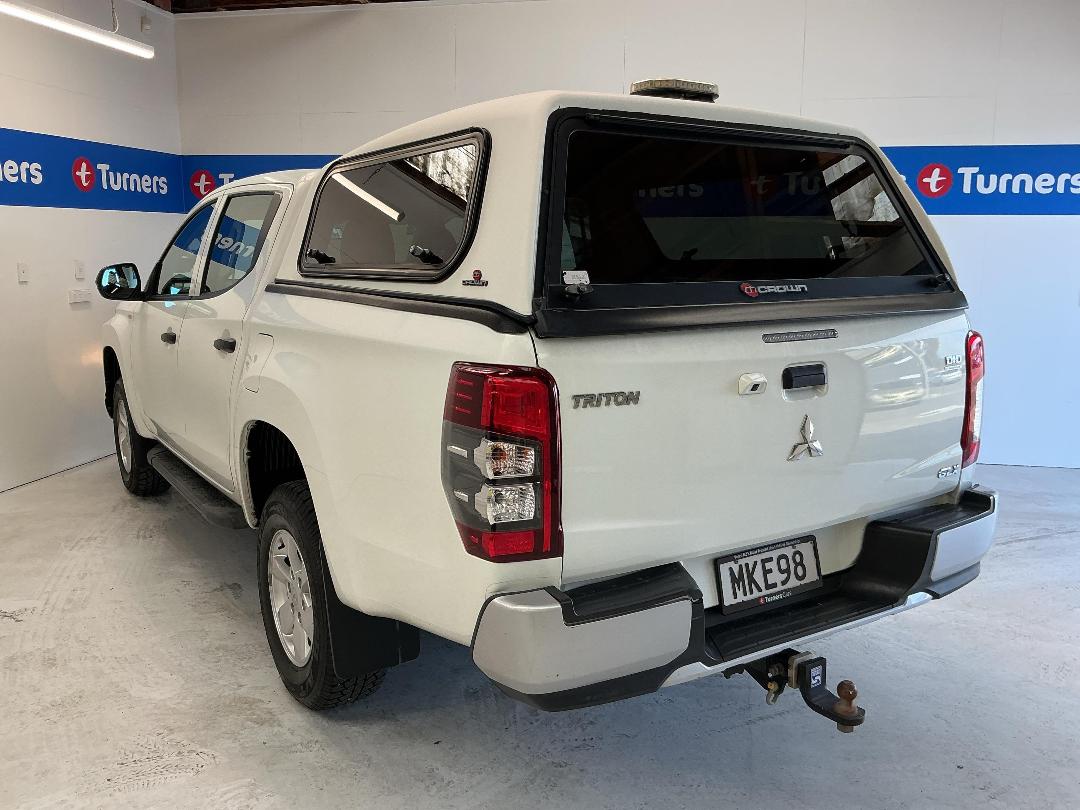 Photo '5' of Mitsubishi Triton