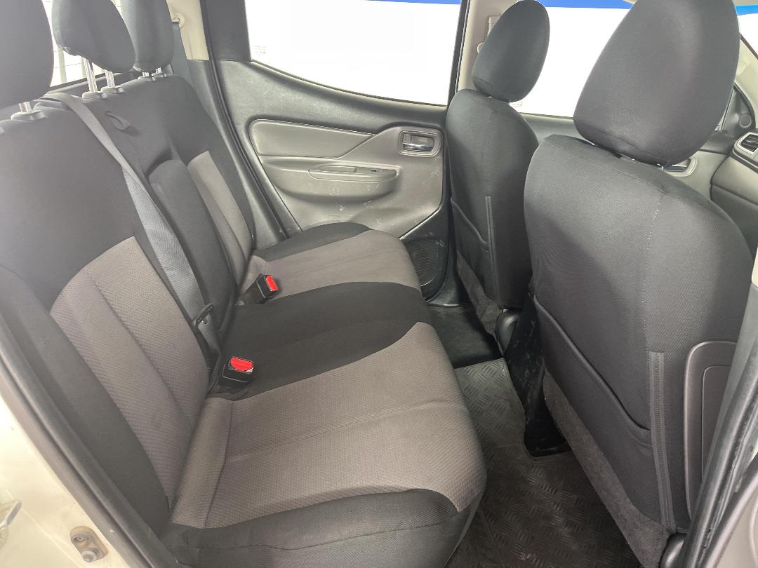 Photo '20' of Mitsubishi Triton Photo '20' of Mitsubishi Triton